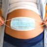 COVID-19 чреват риском преждевременных родов и дефицита веса ребенка