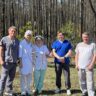 В РКИБе посадили деревья в честь 40-летия отделения анестезиологии-реаниматологии